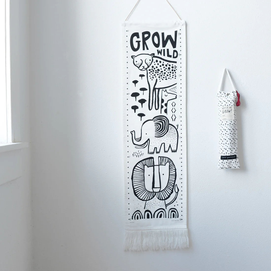 Wee Gallery Canvas Growth Chart - Safari