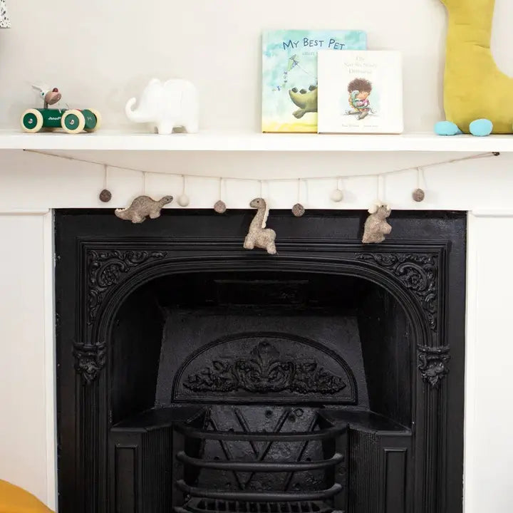 Fiona Walker Grey Dinosaur Garland - Kids Room Décor