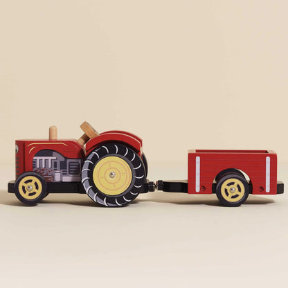 Le Toy Van Farmyard Tractor & Trailer