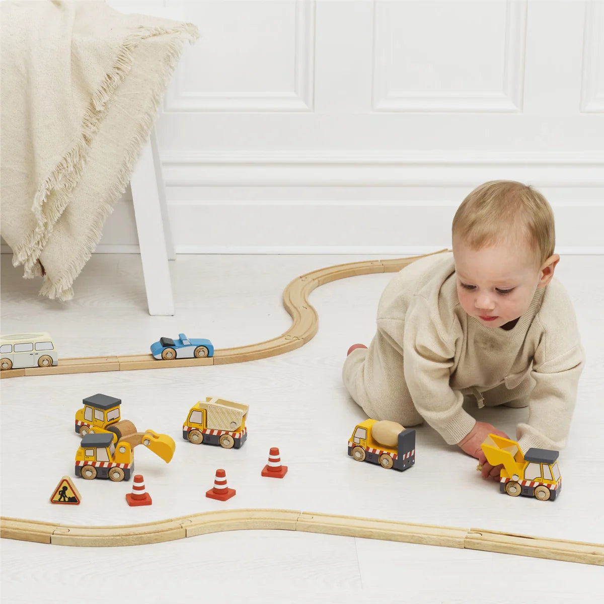 Le Toy Van Construction Toy Cars, Trucks & Diggers