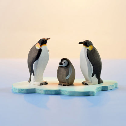 Bumbu Toys Wooden Penguins & Ice Floe SET